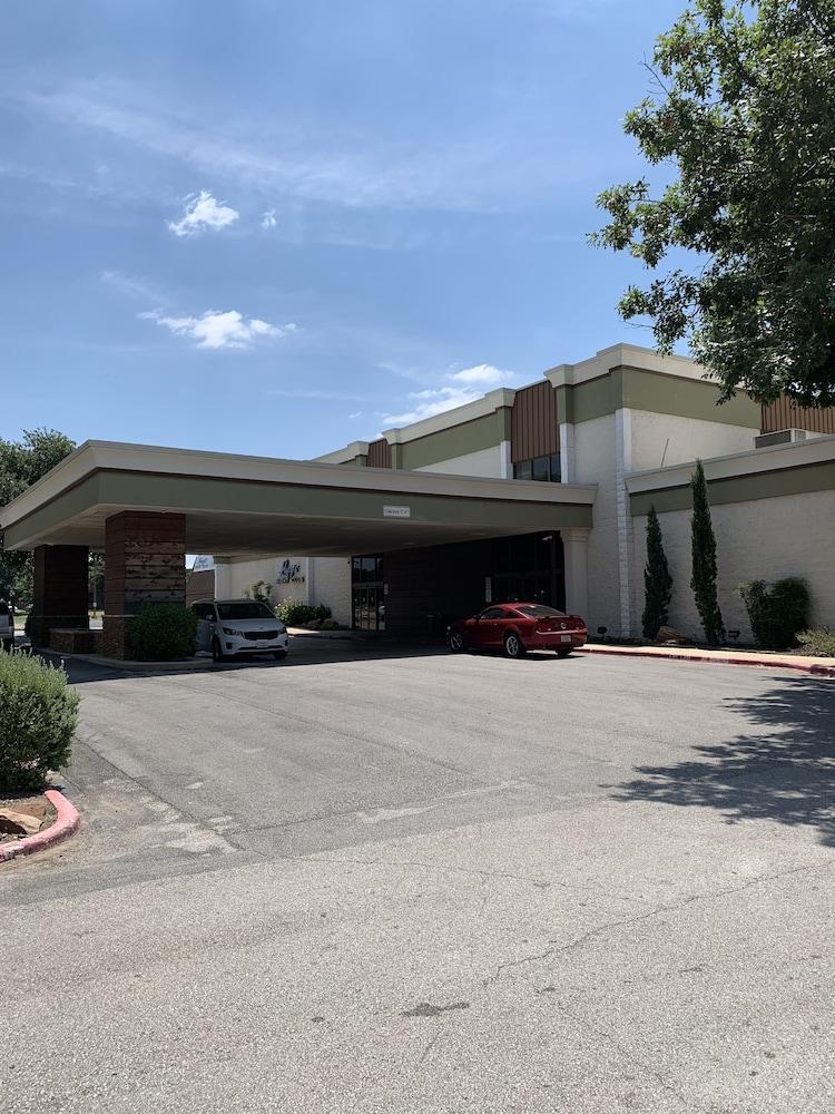 Doubletree By Hilton Fort Worth South Εξωτερικό φωτογραφία