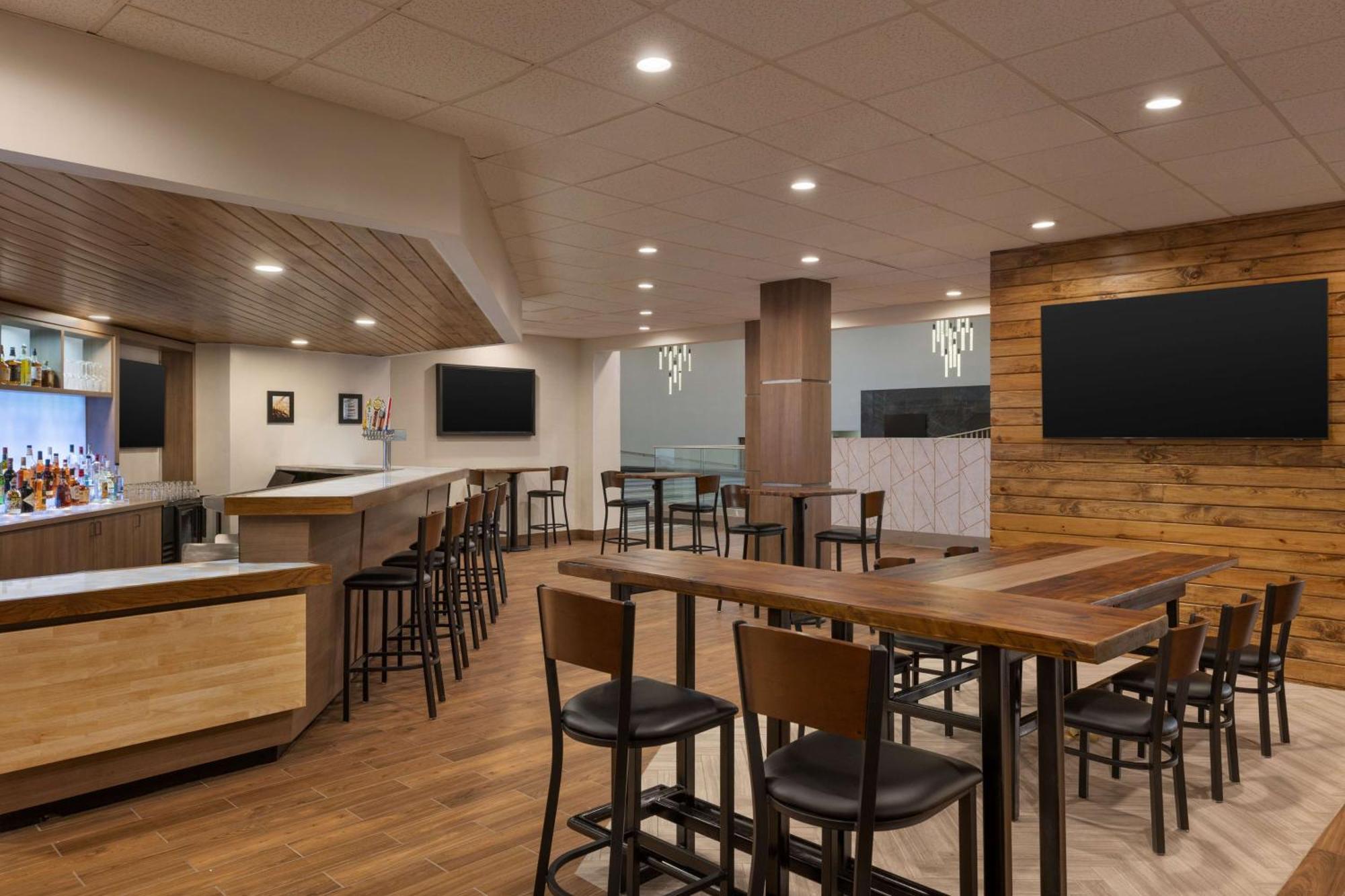Doubletree By Hilton Fort Worth South Εξωτερικό φωτογραφία