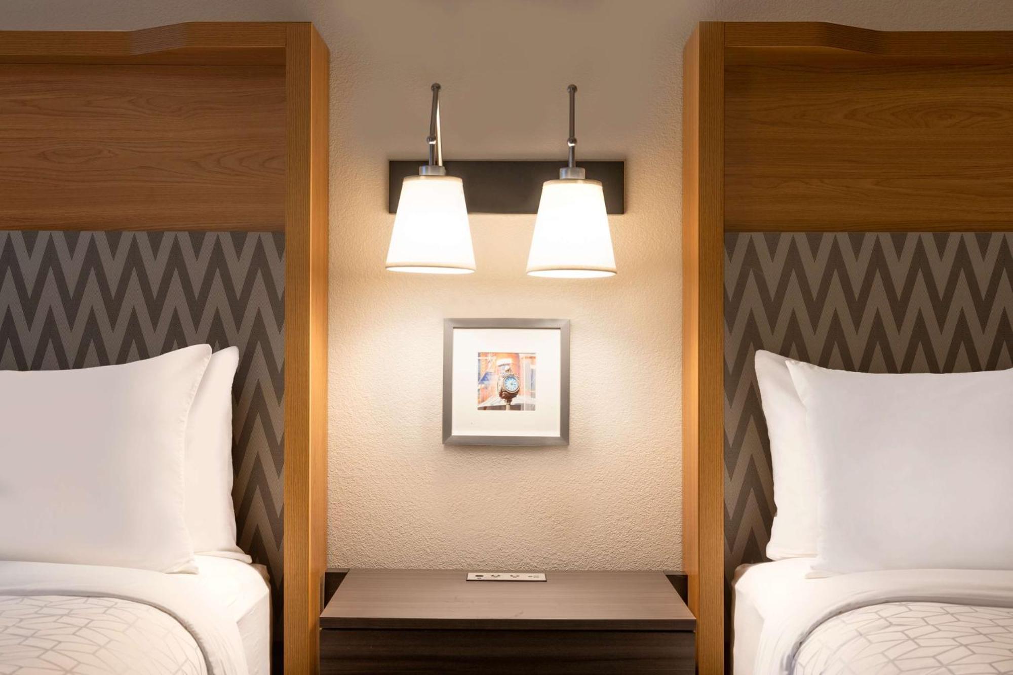 Doubletree By Hilton Fort Worth South Εξωτερικό φωτογραφία